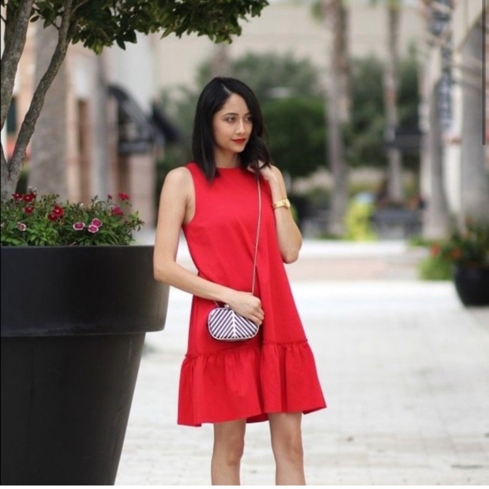 Red Drop Wait Banana Republic